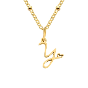 Détail du pendentif lettre Y doré avec cœur et chaîne à perles en acier inoxydable