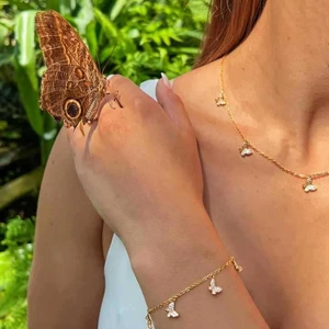 Bracelet Papillon en Acier Inoxydable pour Femme Papillon Simple Incrusté de Zirconia Bijoux de Chaîne de Main Réglable Or Or Rose Argent