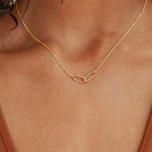 Minimalist Stainless Steel Interlocking Double Ring Pendant Necklace For Women Geometric Satellite Chain Jewelry Gift