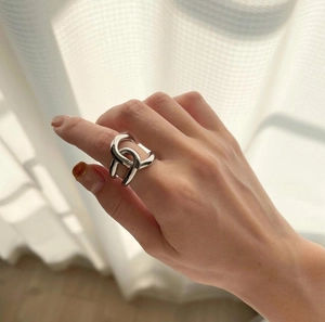 Minimalist Stainless Steel Double Interlocking Ring For Women Chic Geometric Polished Chunky Link Gold Silver Chic Chic Finger Ring