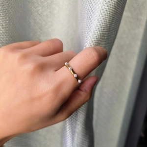 Elegant 18K gold plated stainless steel ring featuring four white pearls for women
