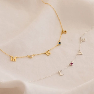 Collar personalizado de acero inoxidable con piedras de nacimiento en oro y plata