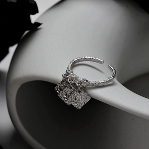 S925 Sterling Silver Open Adjustable Ring For Women Vintage Hammered Texture Square Tag Dangle Dainty Minimalist Artistic Jewelry