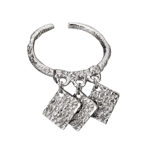 Minimalist S925 sterling silver open ring with textured square pendants in retro style