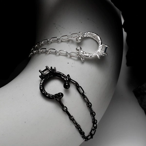 Bagues d'oreilles minimalistes en argent S925 avec zircon carré et chaîne texturée