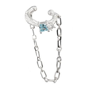 Manchette d'oreille en argent S925 avec pierre carrée bleu clair et fine chaîne pendante