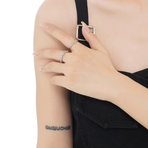 S925 sterling silver lava rings set with light blue enamel on female model's hand