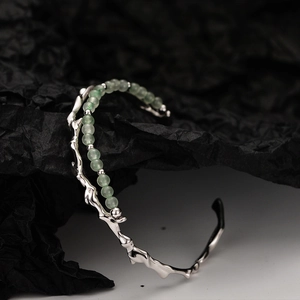 Bamboo-style S925 silver open bangle featuring elegant green aventurine jade beads