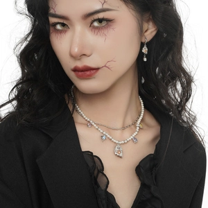 S925 silver pearl necklace set with colored zircon stones and wing pendant