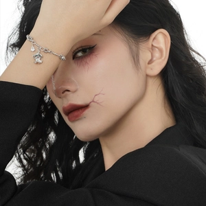 Gothic style S925 silver ghost bracelet with clear teardrop zircon and twisted chain
