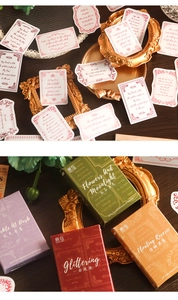 Dettaglio del set di carte decorative vintage con adesivi di citazioni poetiche retrò