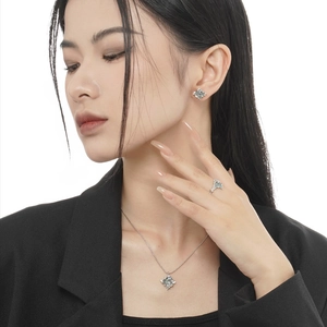 Parure de bijoux élégante en argent 925 avec cristaux carrés bleu clair en forme d'étoile
