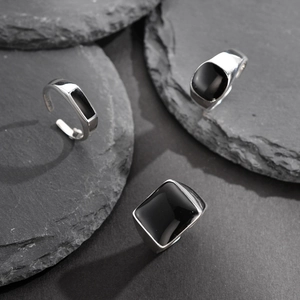 Vintage S925 Sterling Silver Black Epoxy Open Ring For Women Minimalist Thai Silver Geometric Adjustable Finger Ring Jewelry