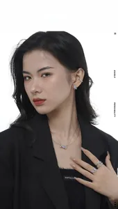 S925 silver jewelry set with lavender zircons on model in black suit for cool style