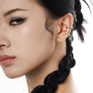 Bagues d'oreilles géométriques minimalistes en argent S925 avec zircons scintillants