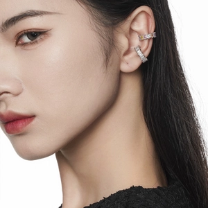 Ear cuffs en argent sterling S925 avec zircons cubiques multicolores et transparents