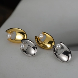 925 Sterlingsilber Muschelperle Ohrstecker Nischen-Design Koreanisch Minimalistisch Hohlraum-Design Schmuck Für Damen Elegante Ohrringe