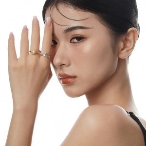 Minimalist S925 sterling silver wave ring and gold pearl ring set on model