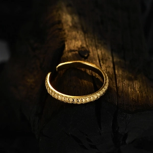 Minimalist S925 sterling silver open ring with twisted rope texture in gold finish