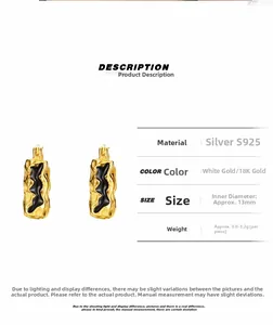 Détail macro d'une boucle d'oreille en argent S925 avec placage or 18 carats et émail noir