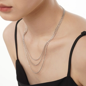 Chic collier multicouche en argent sterling S925 pour femme avec finition platine