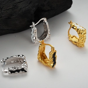 Boucles d'oreilles U en argent sterling S925 avec texture lave irrégulière et émail