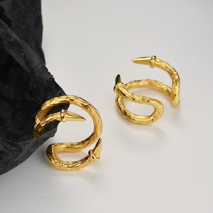 Gothic 925 Sterling Zilver Slagtand Oorklem Niche-ontwerp Tak Doorn Zonder Piercing Oorbellen Onregelmatige Oorklem Sieraden