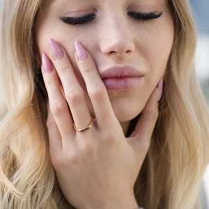 Minimalist 18K gold plated stainless steel ring with flat rectangular geometric design