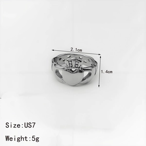 Bague Claddagh homme en acier inoxydable argenté avec détails de taille US7 et poids