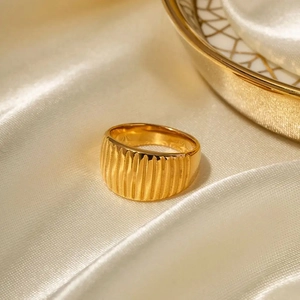 Vintage Stainless Steel Croissant Ribbed Ring For Women Minimalist 18K Gold Plated Geometric Wide Band Ring Fashion Jewelry Gift