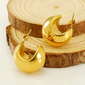 18K Gold Plated Stainless Steel Chunky C-Shaped Hoop Earrings For Women Minimalist Mirror Polish Moon Stud Earrings Jewelry