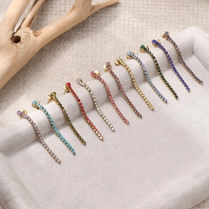 Élégant ensemble de boucles d'oreilles longues en zircon 12 couleurs pour femme