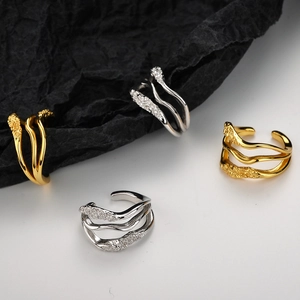 Modern S925 sterling silver triple-layer irregular wave ear clips in gold and silver