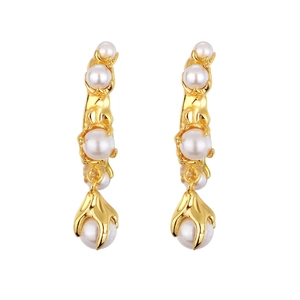 Elegant gold-plated S925 silver flower earrings featuring white pearls in half-hoop drop design