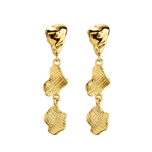 Pendientes largos de plata S925 dorada con texturas geométricas y diseño irregular