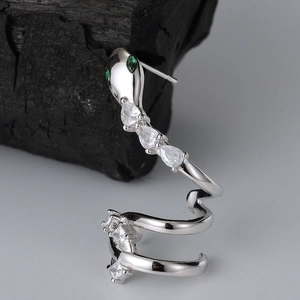 Boucle d'oreille clou en argent sterling S925 pour femmes design de niche incrusté de strass œil vert bijoux de style boîte de nuit