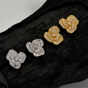 Boucles d'oreilles fleur camélia en argent S925 avec cristaux de zircon brillants en or et argent