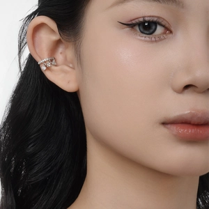 Ear cuff geometrico a doppio strato in argento sterling S925 con ciondolo a stella