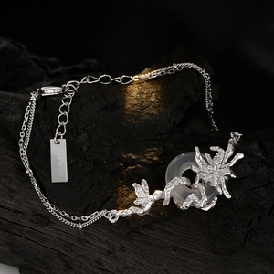S925 sterling silver Chinese dragon bracelet with translucent agate safety buckle