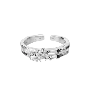 S925 sterling silver open ring with 3D cat relief and double layer cutout design