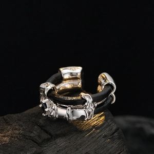 Gothic style S925 silver ear cuff with black leather and embossed square stone
