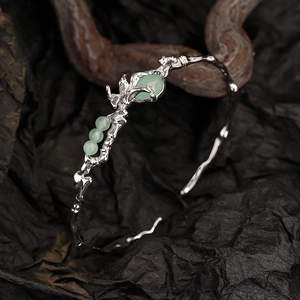 Bracelet branche en argent massif S925 avec aventurine verte au design naturaliste