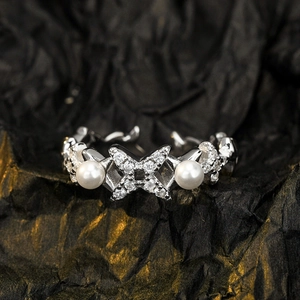 S925 sterling silver hollow star ring with cubic zirconia and white shell pearls