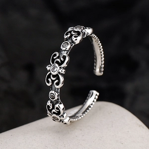 Vintage 925 Sterling Silver Open Ring For Women New Chinese Designer Style Distressed Thai Silver Floral Rhinestone Finger Ring