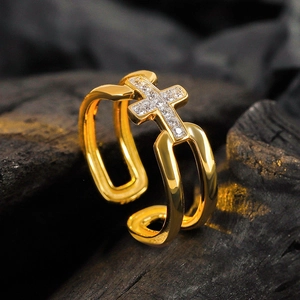 Bague croix en argent S925 plaqué or 18K avec pavé de diamants étincelants