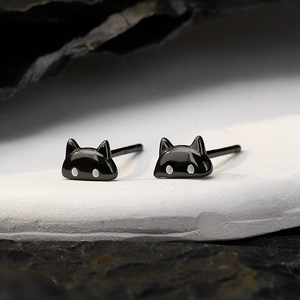 Cute S925 Sterling Silver Black Cat Stud Earrings For Women Sweet Cool Animal Design Minimalist Hypoallergenic Jewelry Gift