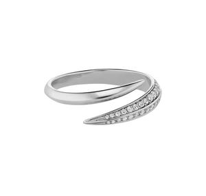 Macro shot of silver adjustable claw ring with sparkling pavé micro-inlaid zirconias