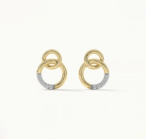 Detailed close-up of S925 silver interlocking double hoop earrings with pavé diamonds