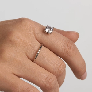 Minimalist S925 sterling silver S-shaped open ring with a square-cut zircon stone