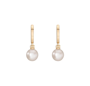 Detailed close-up of S925 sterling silver huggie hoop earrings with white pearl pendants